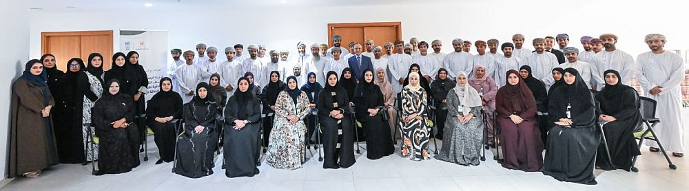 صورة تذكارية للمشاركين في الورشة