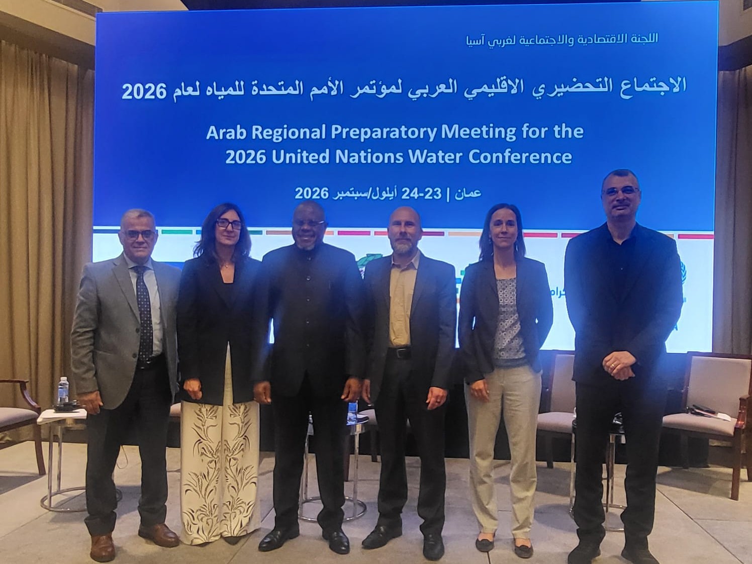 مجموعة من المتحدثين