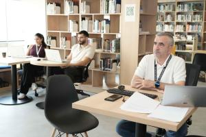 ندوة عبر الإنترنت 7: تفعيل عجلة التعافي الحضري وإعادة الإعمار: دور الحلول المحلية في بناء مدن أقوى وأكثر مرونة
