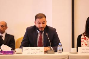 مداخلة خلال إحدى جلسات الأكاديمية