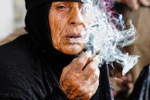 حكايات في الدخان