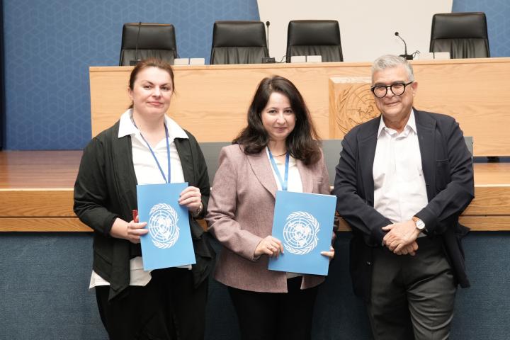 Winners of the Munasara Award posing with the ES